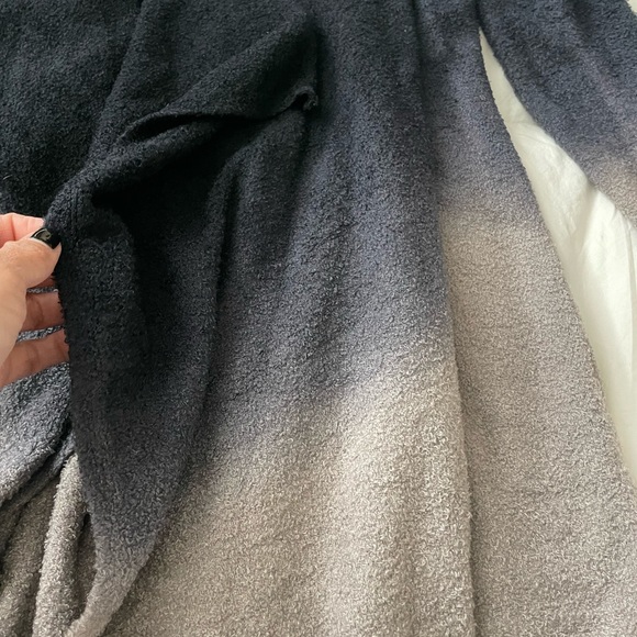 Barefoot Dreams Ombré Cardigan - Picture 4 of 8